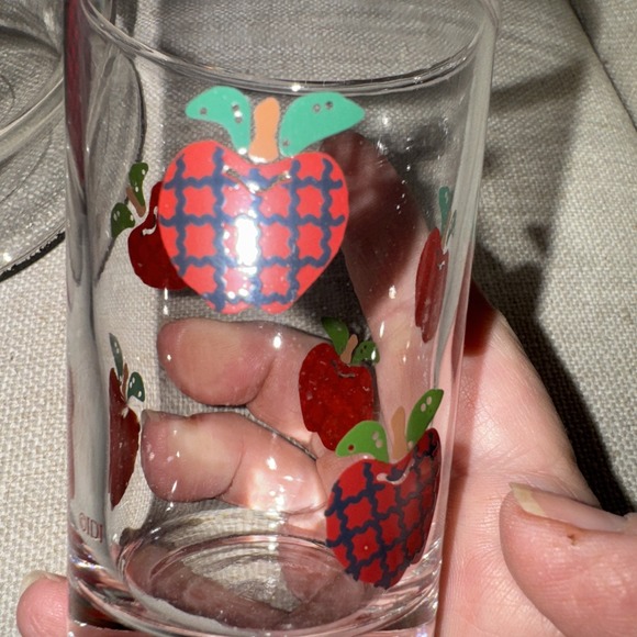 Vintage Apple Anchor Hocking Set Apple Carafe Juice Pitcher and 3 Glasses OLA000 - Picture 3 of 12